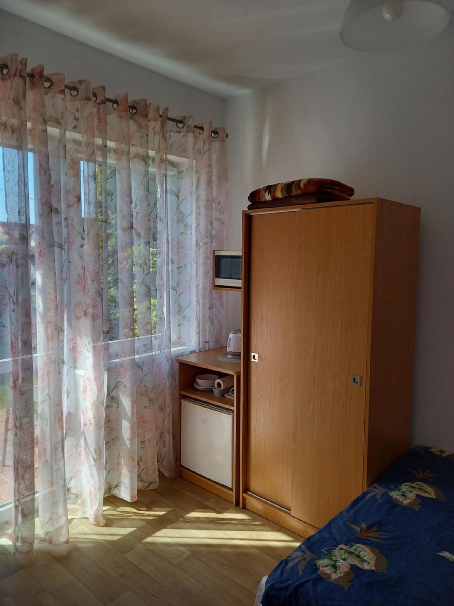 Pokoje Goscinne U Teresy Mrzezyno Luaran gambar