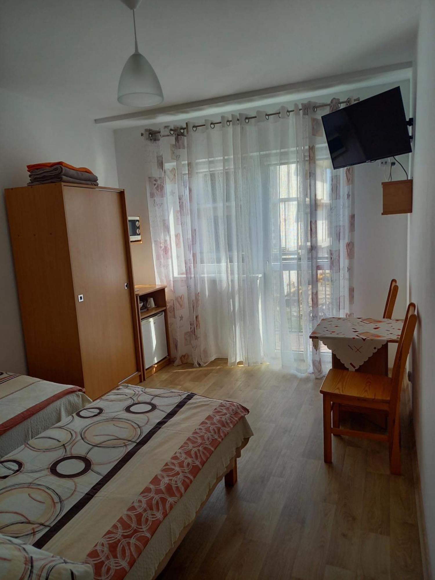 Pokoje Goscinne U Teresy Mrzezyno Luaran gambar