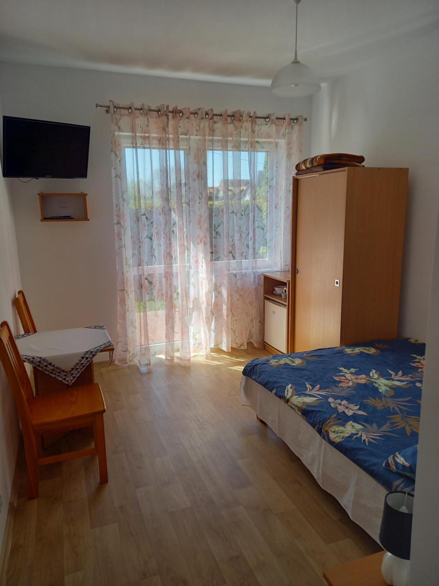 Pokoje Goscinne U Teresy Mrzezyno Luaran gambar